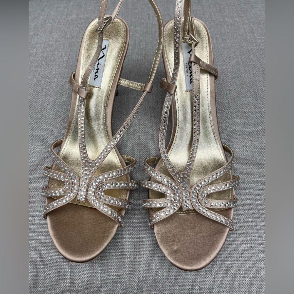 Nina metallic mid-heel sandals, new, straps with rhinestones, almond toe, 8.5